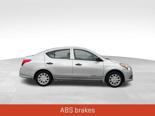 Brilliant Silver 2015 Nissan Versa 1.6 S
