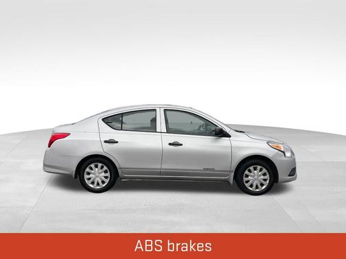 Brilliant Silver 2015 Nissan Versa 1.6 S