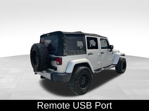 2012 Jeep Wrangler Unlimited Sahara
