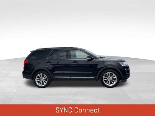 Shadow Black 2018 Ford Explorer XLT