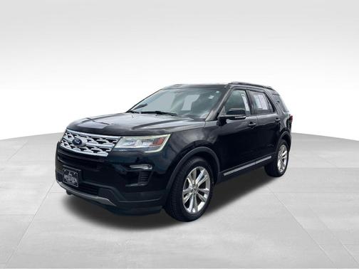 Shadow Black 2018 Ford Explorer XLT