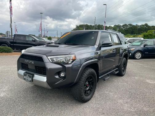Magnetic Gray Metallic 2022 Toyota 4Runner TRD Off Road Premium