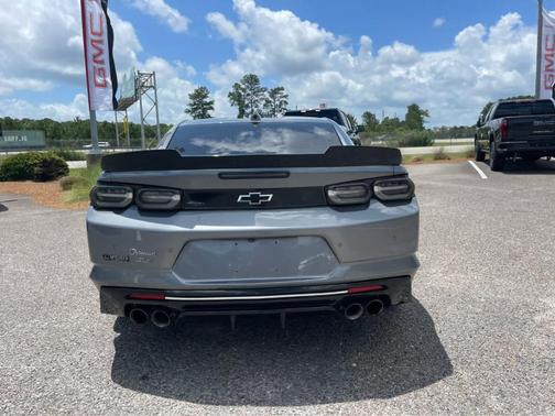 Shadow Gray Metallic 2020 Chevrolet Camaro 2SS