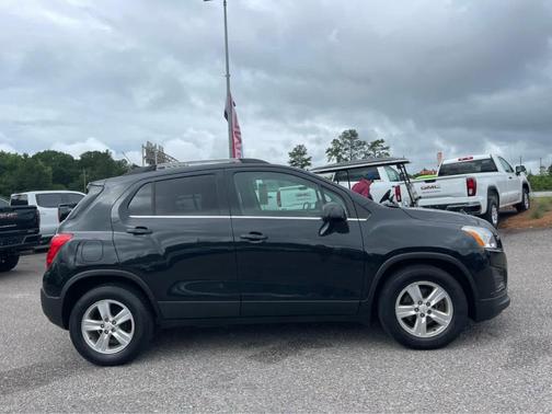 Black Granite Metallic 2016 Chevrolet Trax LT
