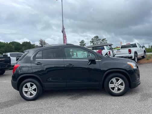 Black Granite Metallic 2016 Chevrolet Trax LT