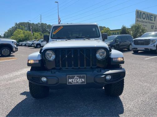 Bright White Clearcoat 2022 Jeep Gladiator Sport