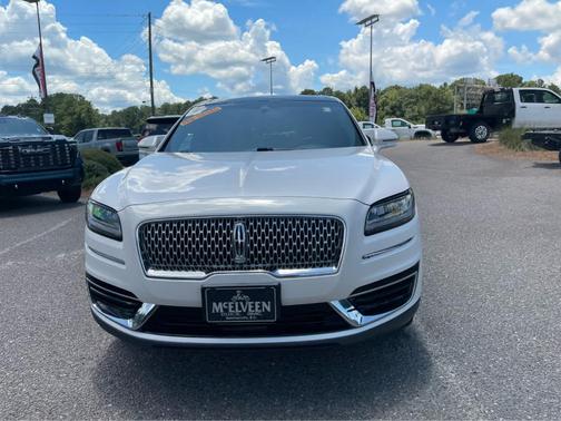 White Platinum Tri-Coat Metallic 2019 Lincoln Nautilus Reserve