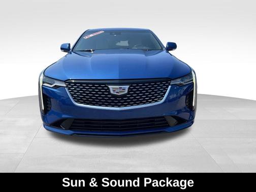2022 Cadillac CT4 Luxury