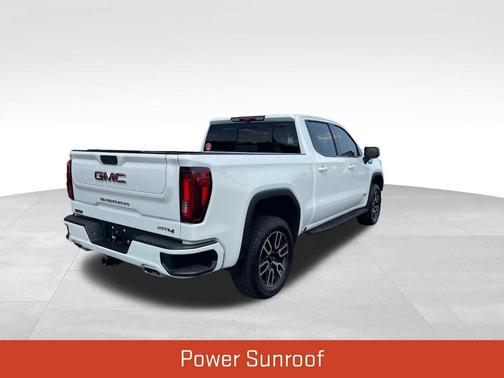Summit White 2025 GMC Sierra 1500 AT4
