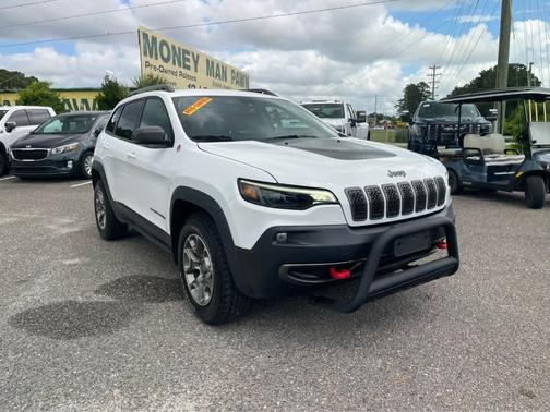 Bright White Clearcoat 2020 Jeep Cherokee Trailhawk