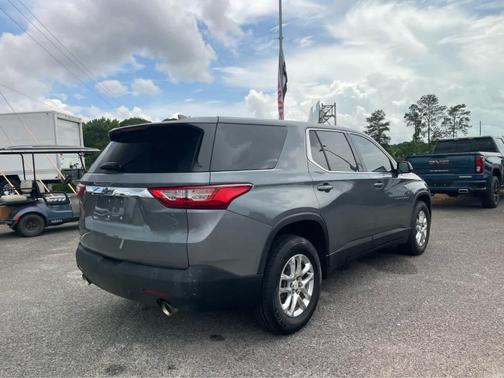 Satin Steel Metallic 2018 Chevrolet Traverse LS