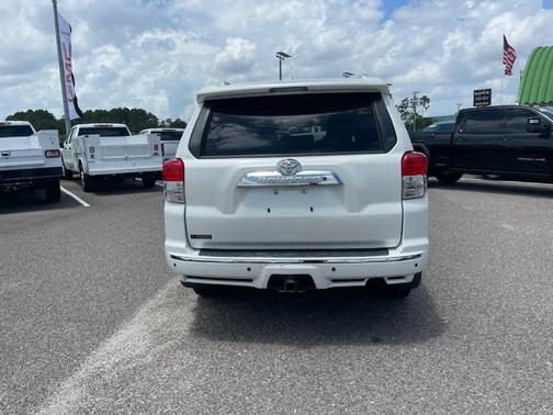 Blizzard Pearl Metallic 2013 Toyota 4Runner SR5