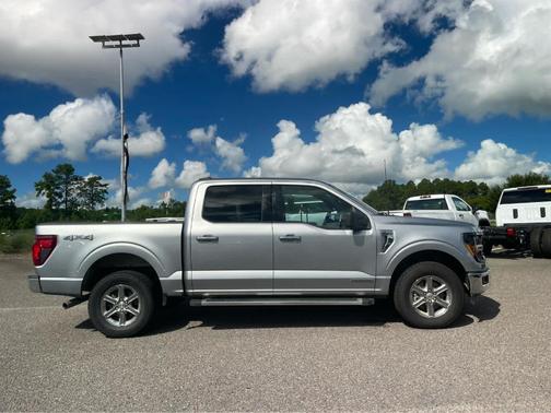 Iconic Silver Metallic 2024 Ford F-150 XLT