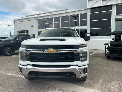Summit White 2025 Chevrolet Silverado 2500 LT