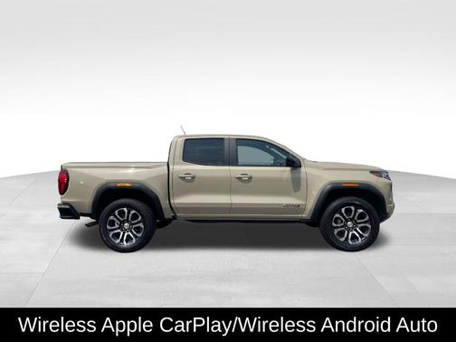 2024 GMC Canyon AT4