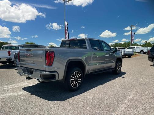 Sterling 2023 GMC Sierra 1500 AT4