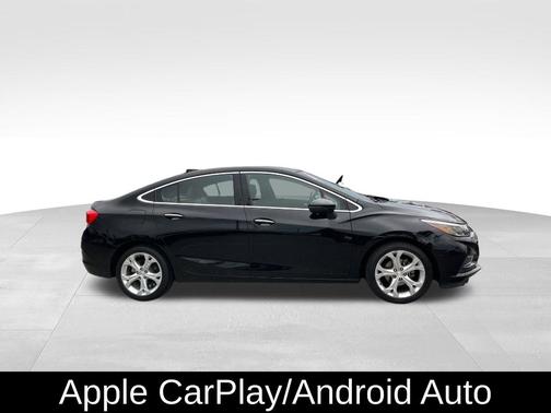 Mosaic Black Metallic 2017 Chevrolet Cruze Premier