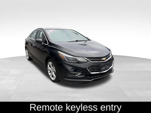 Mosaic Black Metallic 2017 Chevrolet Cruze Premier