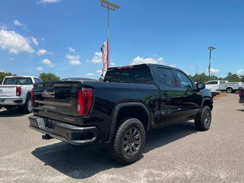 Onyx Black 2024 GMC Sierra 1500 AT4X
