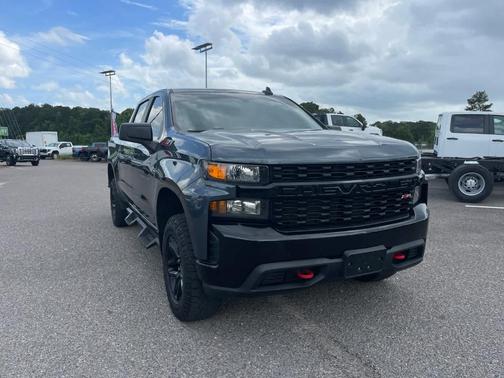 Shadow Gray Metallic 2020 Chevrolet Silverado 1500 Custom Trail Boss