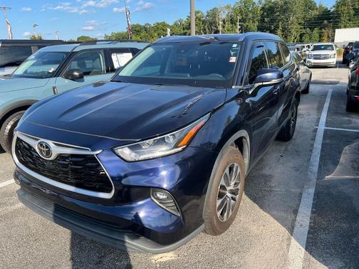 2021 Toyota Highlander XLE