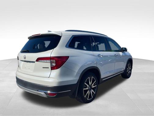 2019 Honda Pilot Touring 7-Passenger