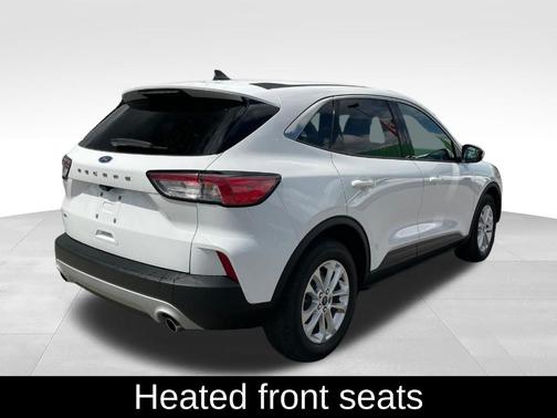 Oxford White 2020 Ford Escape SE