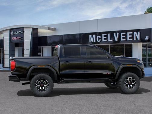 2025 GMC Canyon AT4