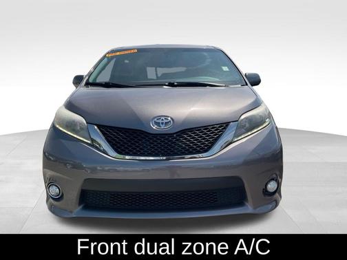 Predawn Gray Mica 2017 Toyota Sienna SE Premium