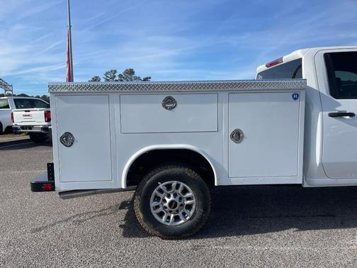 2026 GMC Sierra 2500 Pro