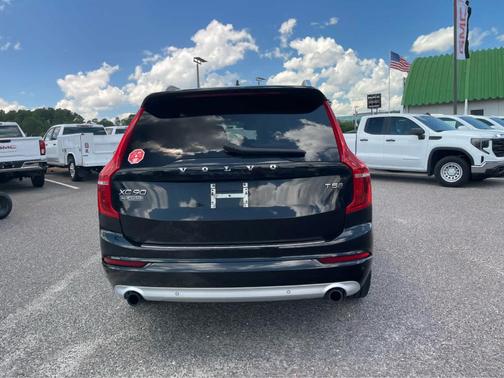 2018 Volvo XC90 T5 Momentum
