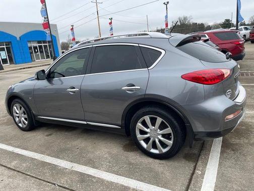 2017 INFINITI QX50 Base