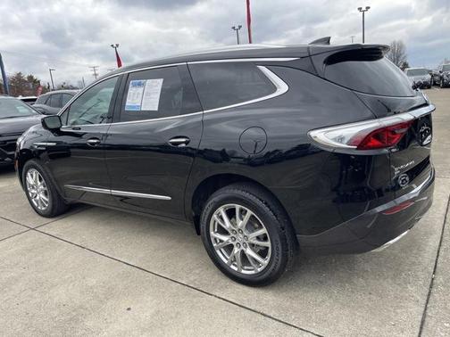 2023 Buick Enclave Essence AWD