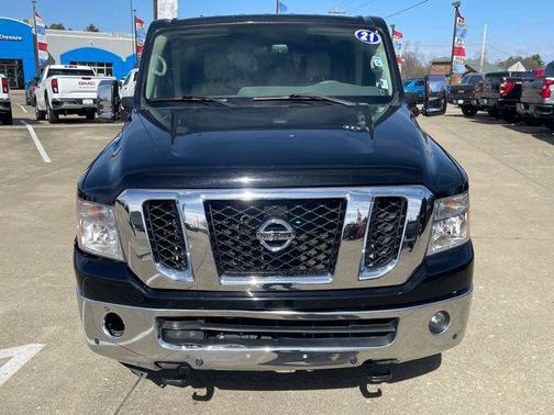 2021 Nissan NV Passenger NV3500 HD SL V8