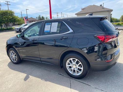 Mosaic Black Metallic 2024 Chevrolet Equinox 1LT