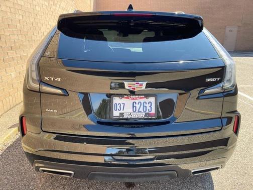 2024 Cadillac XT4 Sport