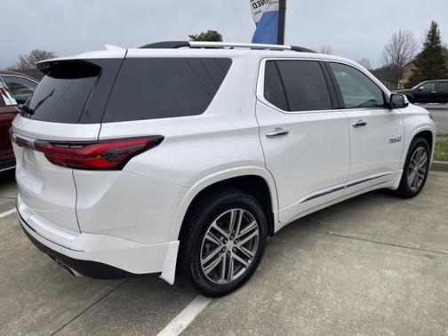 2023 Chevrolet Traverse High Country