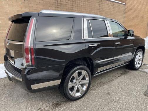 2019 Cadillac Escalade Platinum