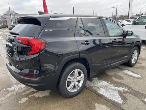 2020 GMC Terrain SL