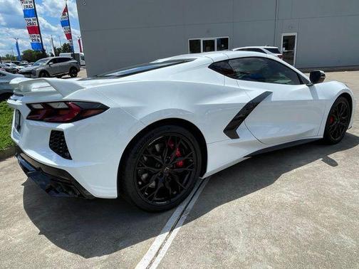 Arctic White 2024 Chevrolet Corvette Stingray w/3LT
