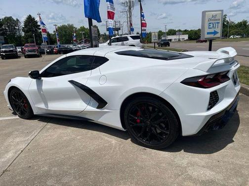 Arctic White 2024 Chevrolet Corvette Stingray w/3LT