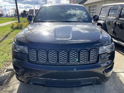 2017 Jeep Grand Cherokee Altitude