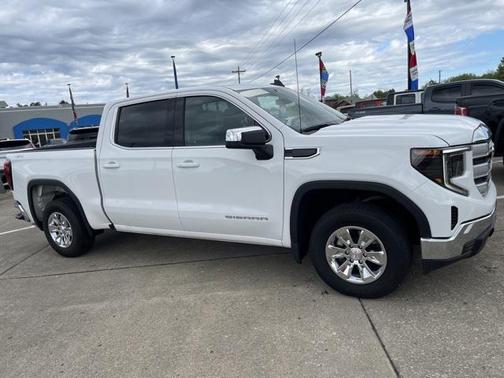 2024 GMC Sierra 1500 SLE