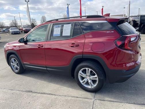 2023 GMC Terrain SLE