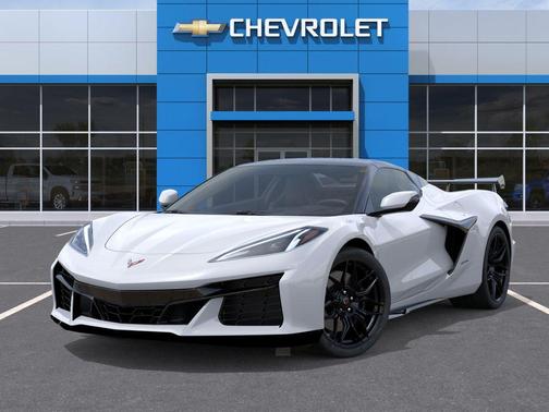 Arctic White 2026 Chevrolet Corvette Z06