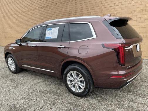 2022 Cadillac XT6 Luxury AWD