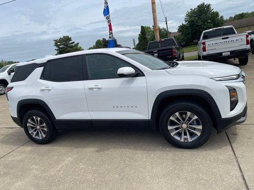 Summit White 2026 Chevrolet Equinox 1LT