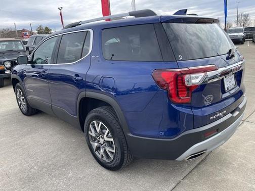 2023 GMC Acadia AWD SLE
