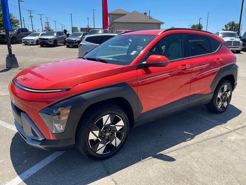 Soultronic Orange Pearl 2025 Hyundai KONA SEL