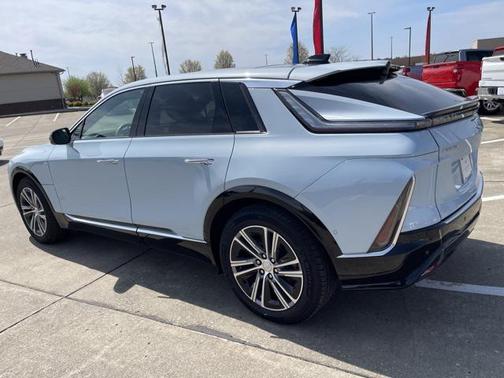 2024 Cadillac LYRIQ Luxury w/1SE